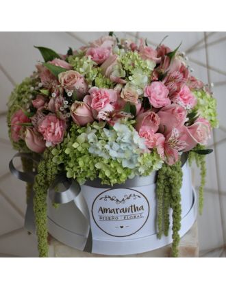 flower Box Surprise - rosas pastel